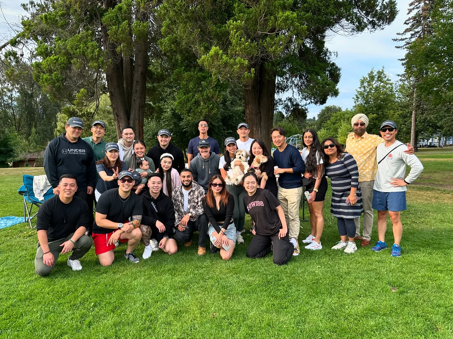 Spent the afternoon together with the work family @signaturemortgages @cleartrustmortgages ! As mortgage brokers, we always try to stay competitiveโso of course we had to organize a mini Signature Olympics to play against each other ๐๐
Couldnโt ask for a better team ๐