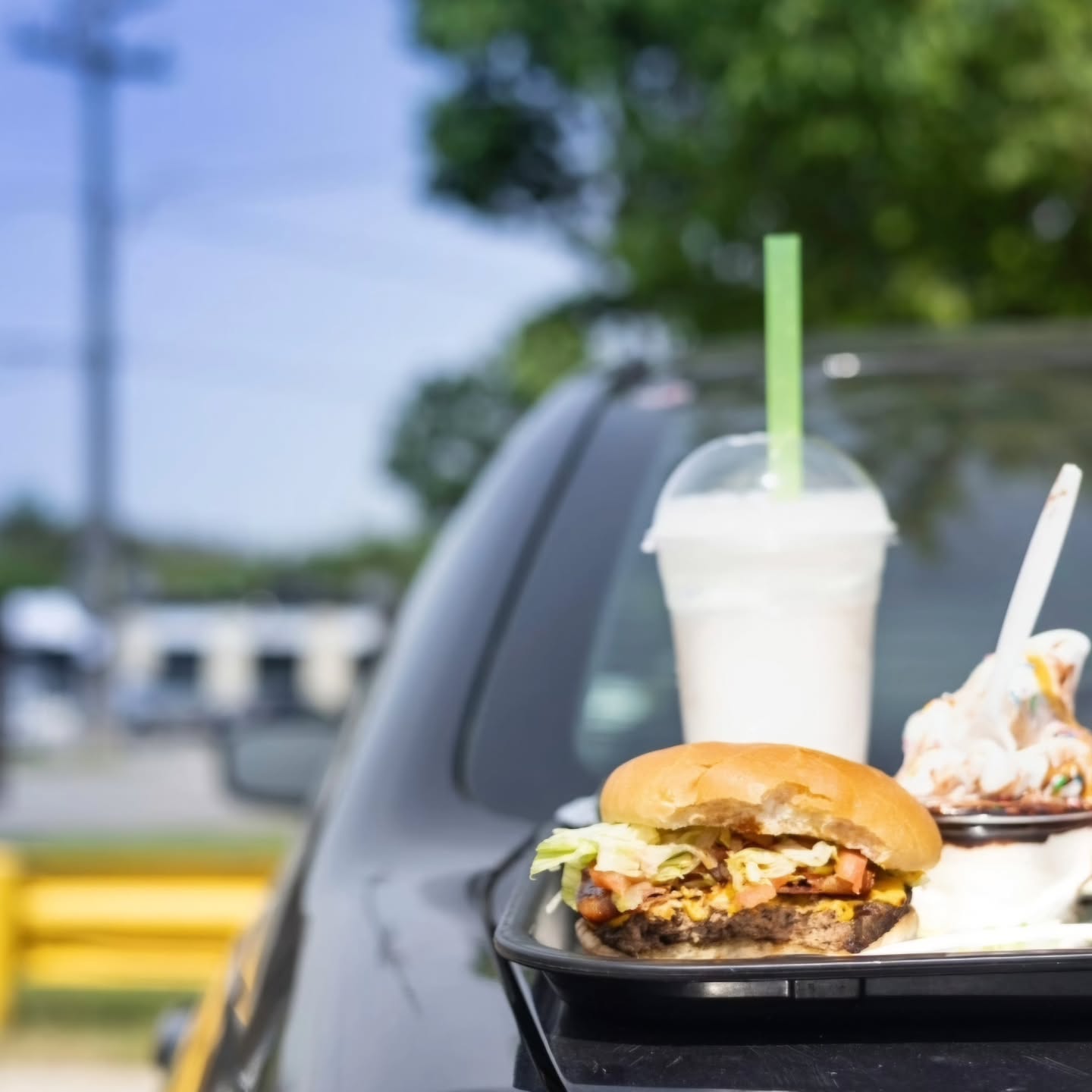 Hey, Big M Family! As we approach the end of summer and the start of a new school year, we look forward to celebrating (or not celebrating) with you! ๐ Swing by for your favorite burgers, fries, and shakes before the school bell rings.
Whether you're grabbing a quick bite between errands or treating the family, we've got you covered. Share the love with your neighbors and letโs make this last week of summer a delicious one!
๐ Big M Drive-In
See you soon! ๐๐ #BigMDriveIn #BackToSchoolBites #Summersstillhere