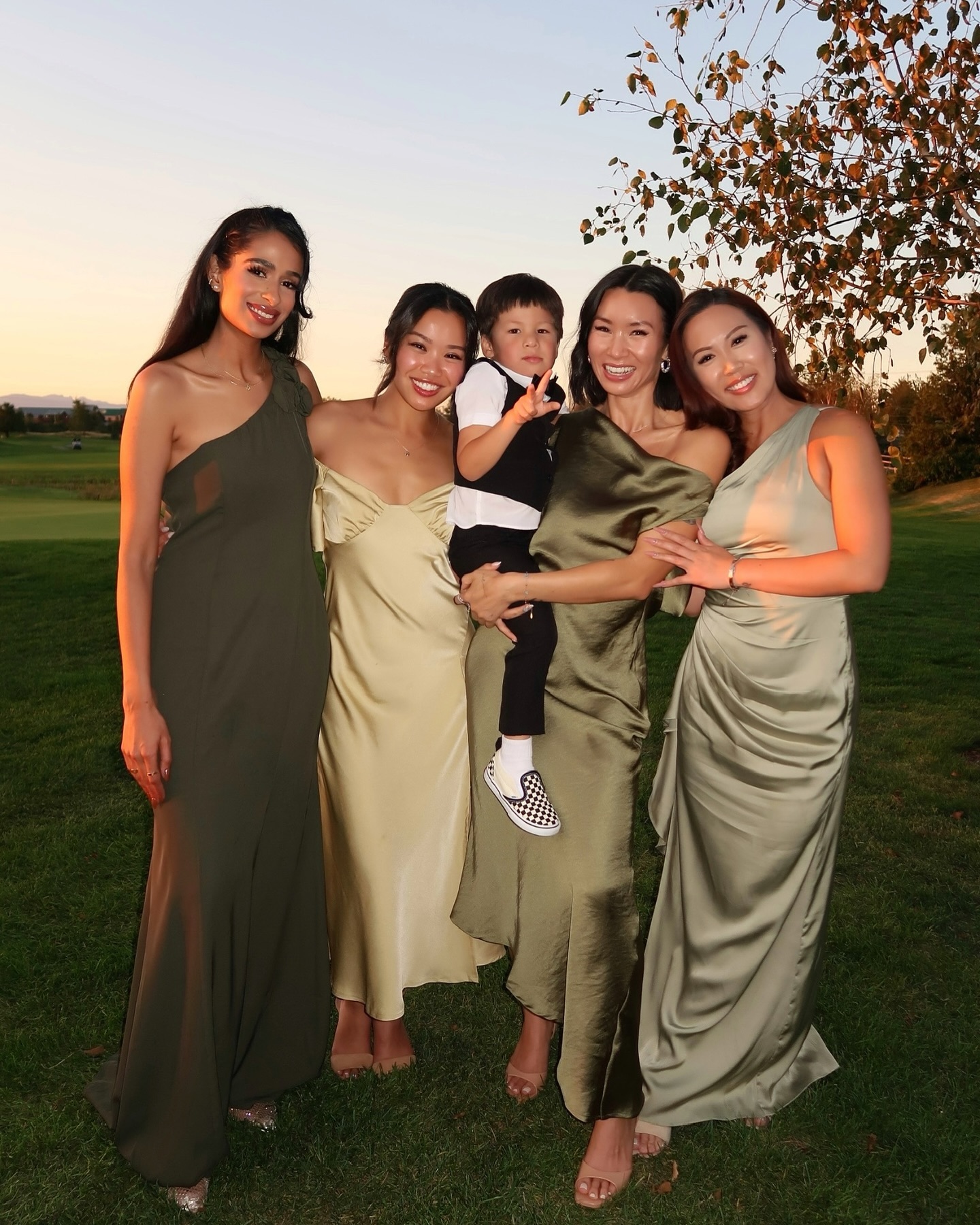 ๐ถ Itโs a love story ๐ค
Got to witness my best friend and her soulmate being surrounded by so many of their loved onesโ family and friends whoโve travelled far to be here for such a special day ๐ So beautiful to see all the love and joy for a very special couple ๐ซถ๐ผ and very happy us girls got to spend all day with her ๐คญ๐