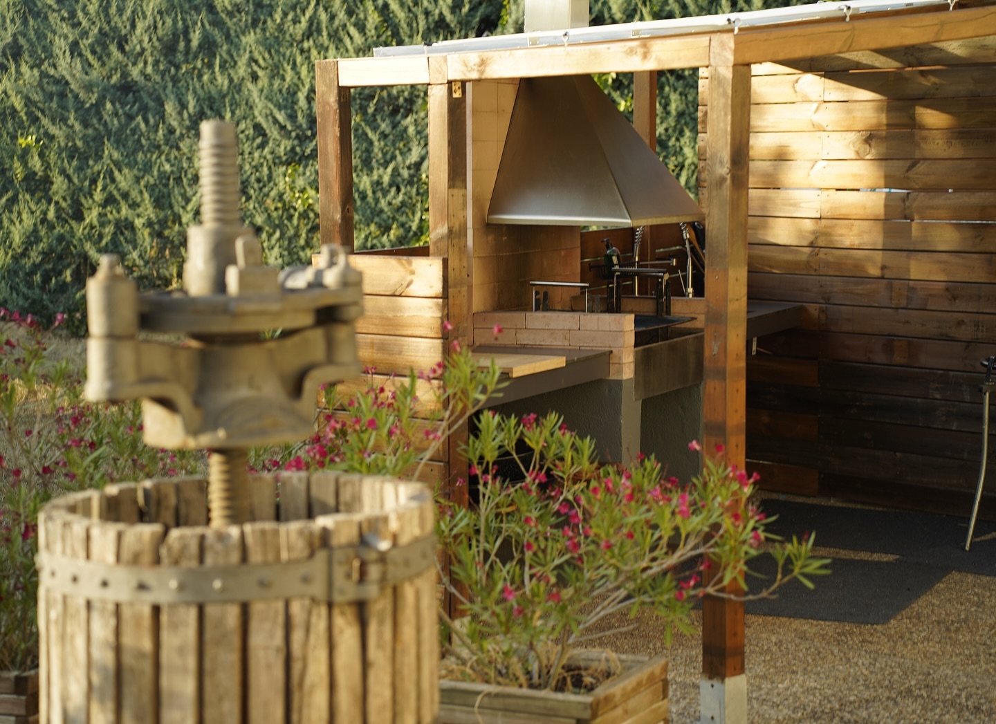 ¿Estáis preparados para una barbacoa con amigos? 🍗🔥
#casarural #muruzabal #amigos #familia