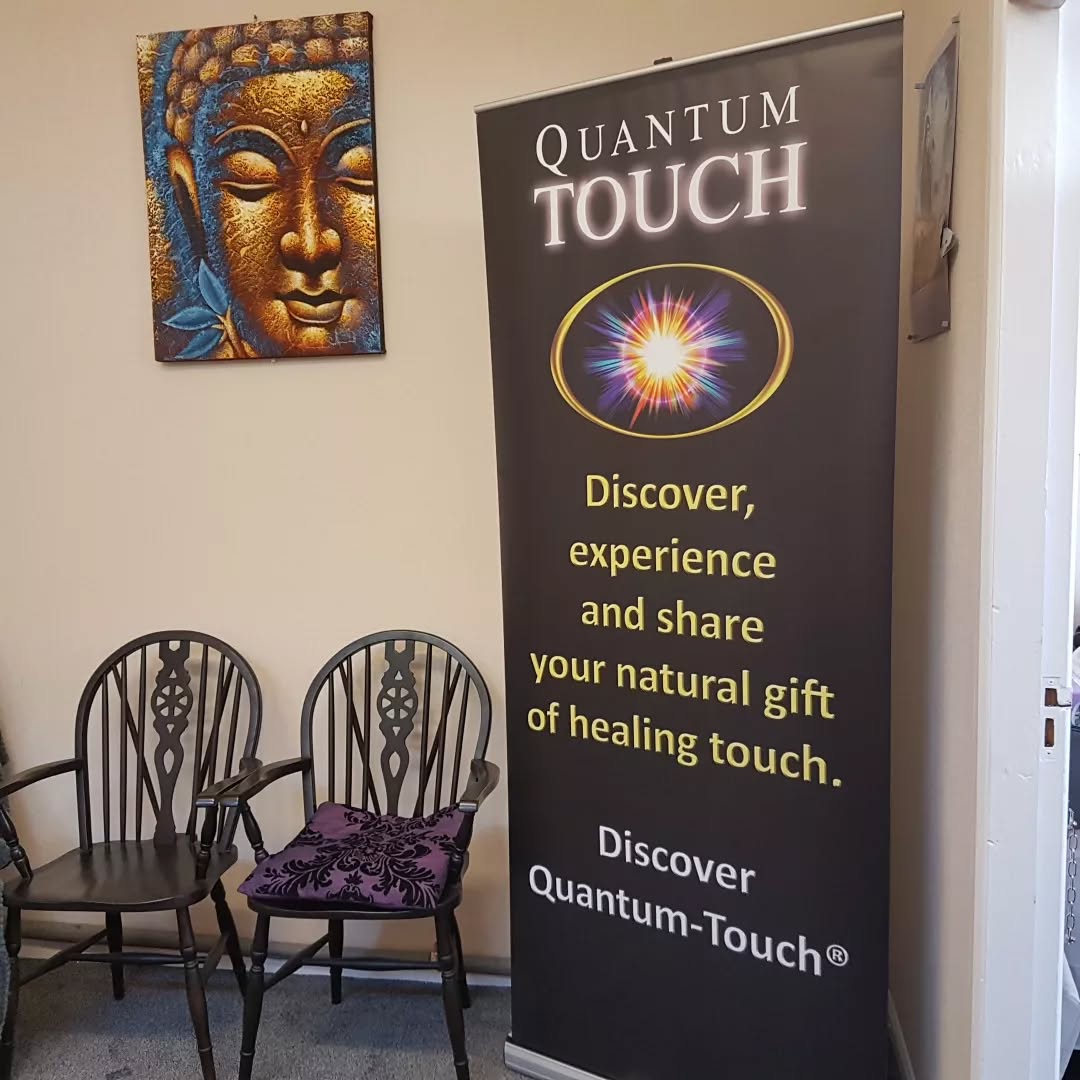 Was a lovely experience teaching the Quantum-Touch healing workshop from my own therapy room space in Belper for the first time: instead of hiring other venues in the town to use. Just felt .. right!
This one was a bit different as it was 50% in-person training and then 50% online .. so students got opportunity to practise their new healing skills between times. I think I'll use that training format again! It worjed well. 😊😍😎
#quantumtouch #healing #healyourselffirst #holistictherapies #yourhealingjourney #belper #anyonecanlearn #helpothers
