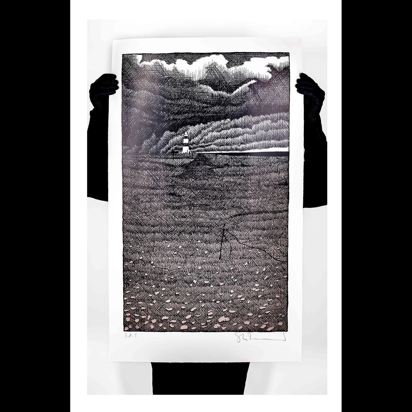 We are delighted to announce that the release of Stanley Donwood’s NEW limited editions NESS- PHOSPHOR will take place on October 31st at 3pm.
This is The Outer Limits.
It is an edition of 44 in four layers, one of which is a glow in the dark pigment.
Each print is £444
Sets of all three PHOSPHOR prints available. Email the gallery for any enquiries at hello@whistleblowergalllery.co.uk @whistleblowergallery @stanleydonwood @robgmacfarlane