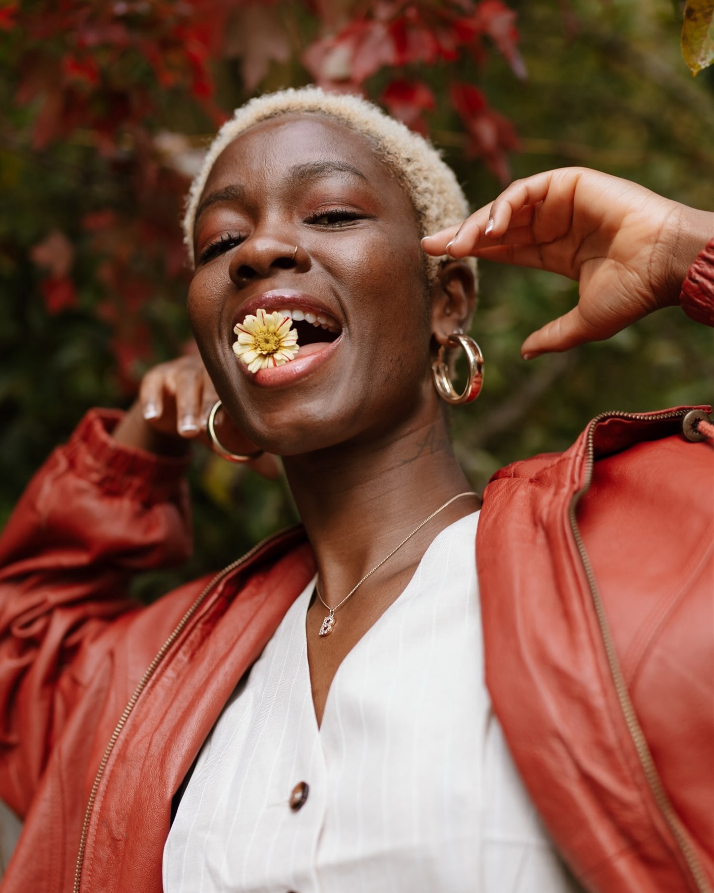 A floral autumnal day last week
model: @simply.beatricee
florals: @littlemoonfloral
editorial • autumnal photoshoot • brand photography • fall florals • pnw outdoor photographer • brand collab