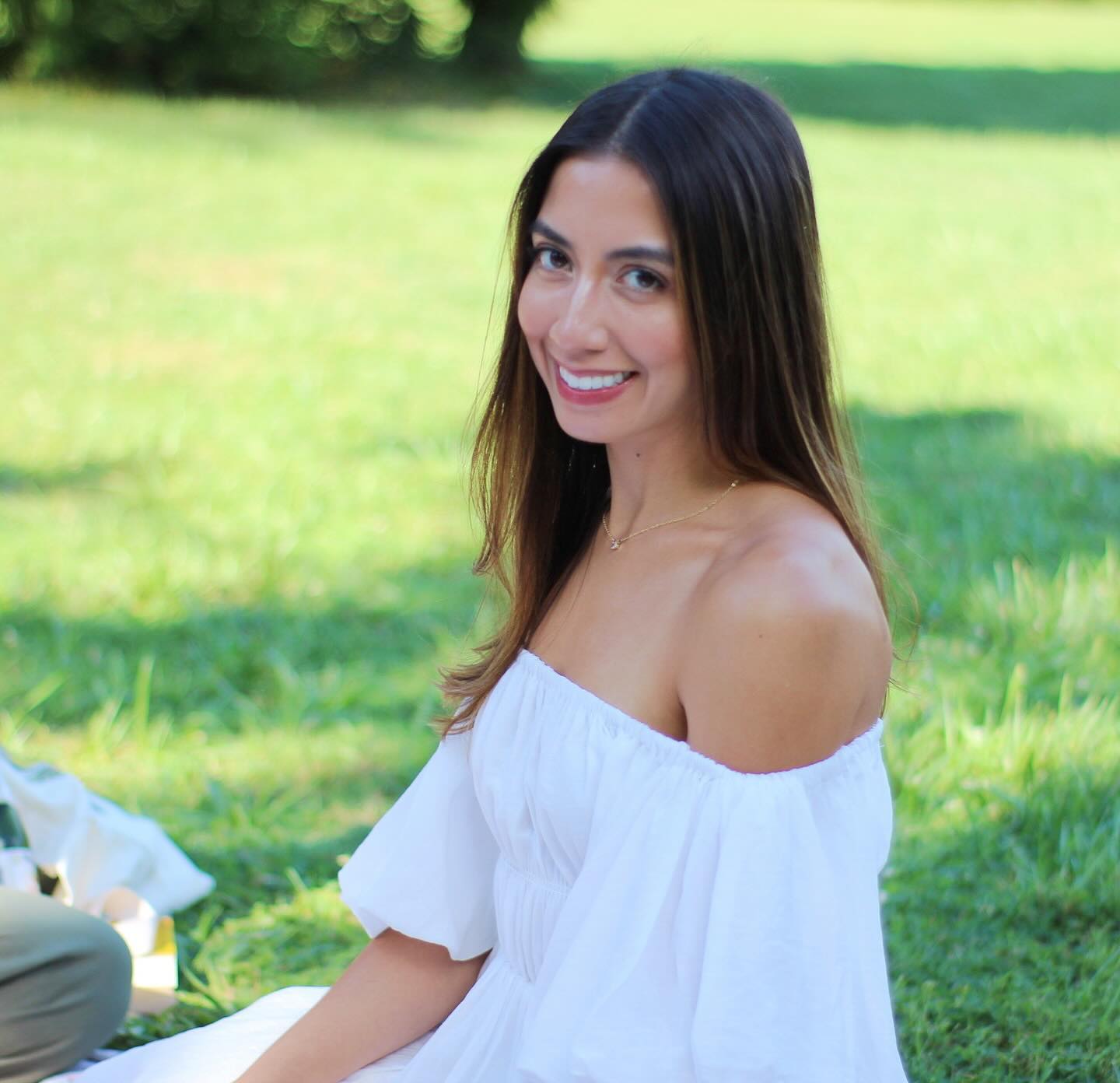 Well guess who fell off the face of the earth and decided to come on back 🙋♀️For any new followers my name is Kat and I am a medical speech-language pathologist. A LOT has changed the past few months but to keep it short and sweet - your adult only speech content will be turning into adult AND PEDS content. YEP I did a poll a while ago and you guys guessed it - I am an Outpatient SLP now (still working PRN in acute and acute rehab) #slp #slplife #outpatientslp #speechpathology