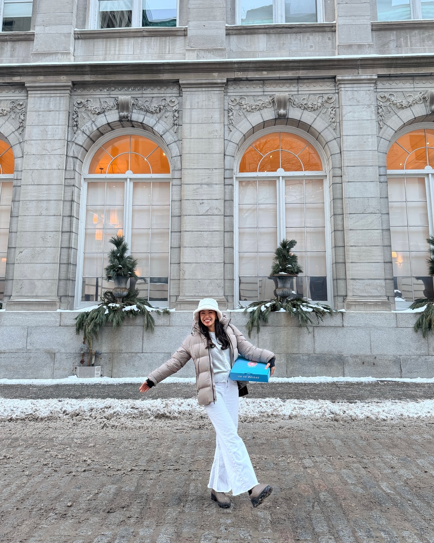 Montreal: where my itinerary was breakfast, lunch, dinner, and snacksโฆ on repeat.
Top faves ๐ซถ๐ผ: @fleurs_cadeaux for ๐๐ฆ @berniebeigne for ๐ฉ @osmo_x_marusan for โ๏ธ @lapanzeriamtl for ๐ฎ๐น@manocornuto.mtl for ๐ @cicciomtl for ๐ฅช & @marusan_mtl in Time Out Market for ๐