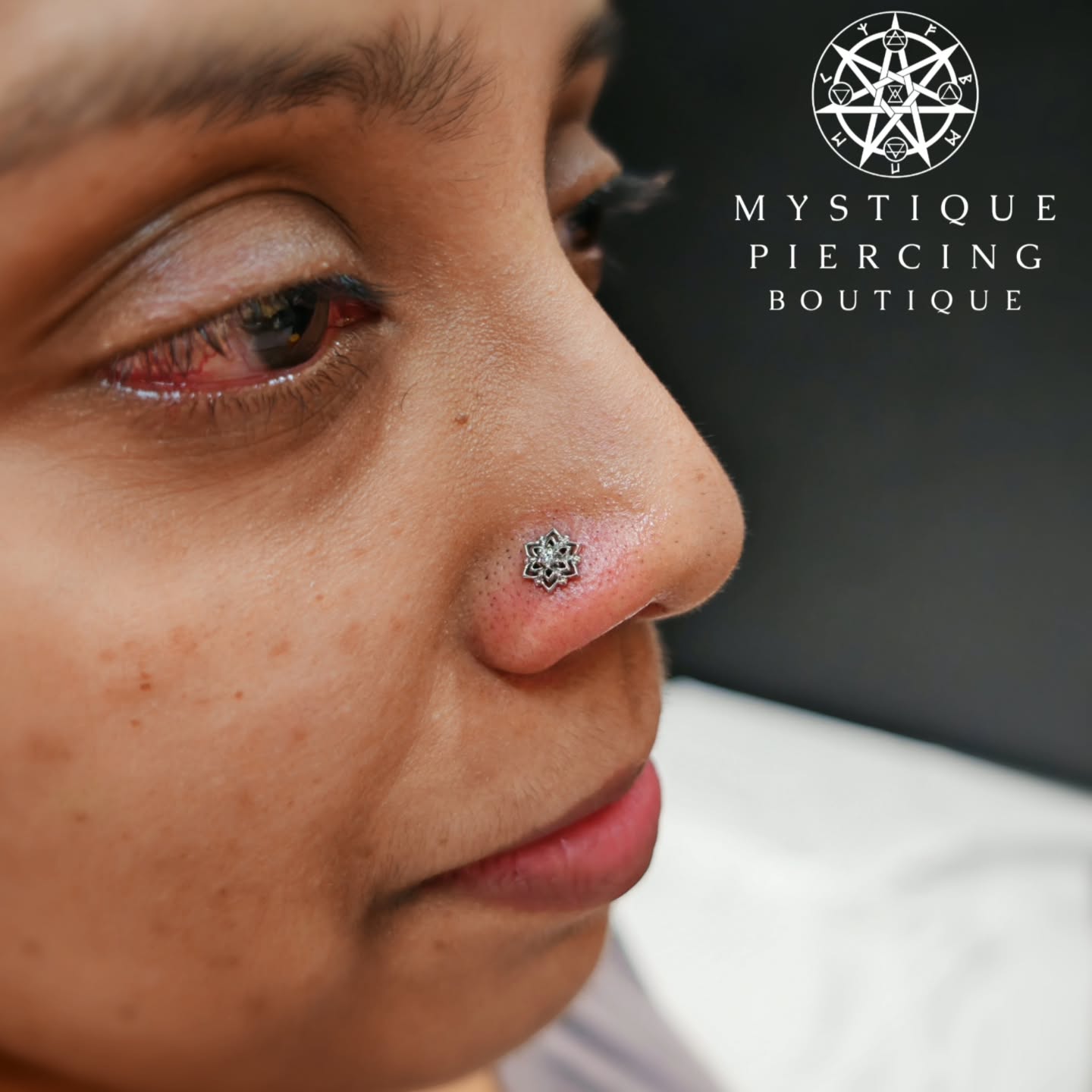 Be bold with gold and one very happy client!
Mysterious Mandala piece in white gold from @buddhajewelryofficial