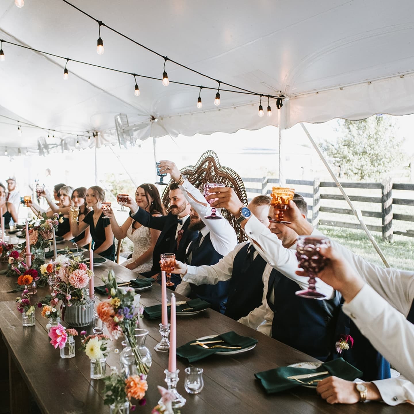 Throwback Thursday to G & L's sweetest September celebration. Cheers to always so much love surrounding these two 🤍
@ggpastura
@lpastura19
Photography: @brooketownsendphoto
Venue & Coordination: @historicwhiteoakfarm
Makeup: @butterflybeautyxcarlee
Hair: Simply Hair
Florals: @elizajuneblooms
Videography: @katybethphotography
Caterer: @cincinnaticatering
Chair + lovely goblets + donut shelf + decor rental: @dahliavintagerentals
Donuts: @marcellasdoughnuts
DJ: Rick Pangallo
Bar: Bar on Wheels