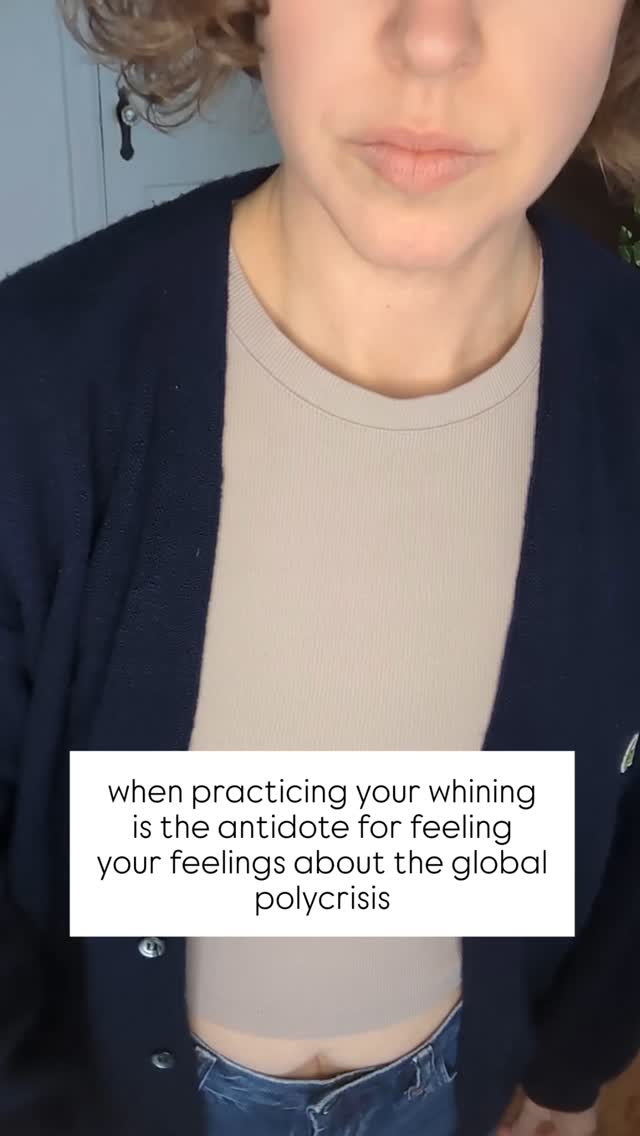 Such a beautiful way to feel, process and deal....all the credit to my teachers of African dance styles.
#mindbody #somatictherapy #nervoussystemregulation #dancetherapy #polyvagaltheory #mentalhealth #afrodance