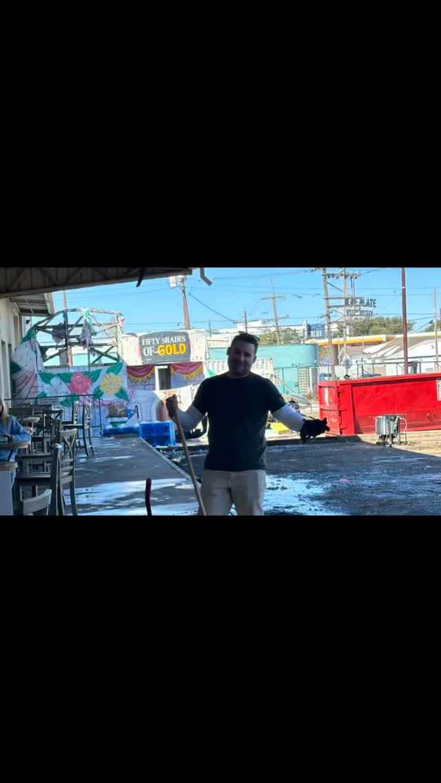 Friday Umbrella Walk & Gumbo Gras Set Up!
We can’t wait to celebrate with everyone!!! Weather is cool. Gumbo is hot! Music is loud. Let’s get it baby!
.
THANK YOU VOLUNTEERS!!! #ridetheparty