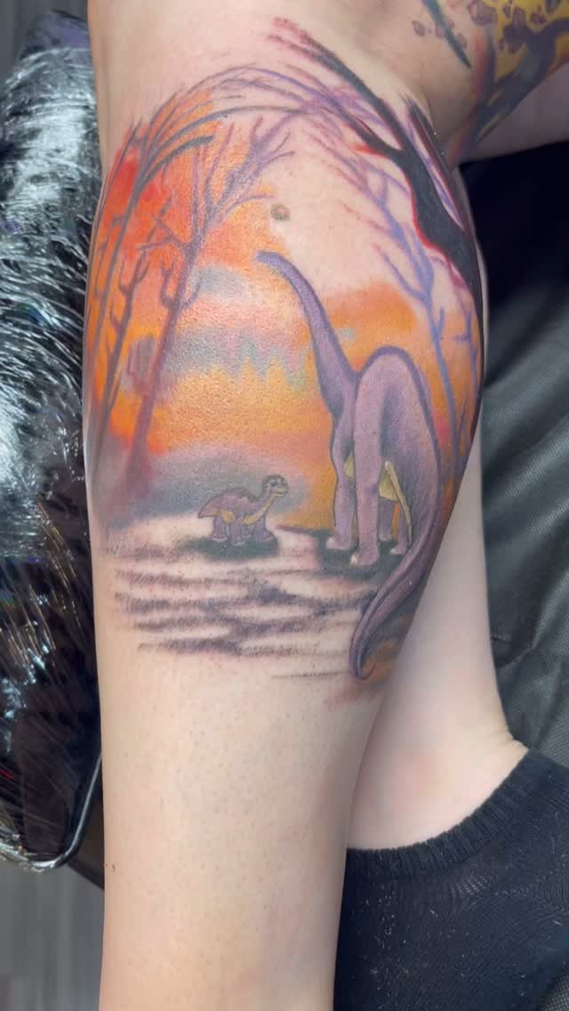 Here’s a piece that I’ve been working on for years. This is on my sister. She’s loved The Land Before Time her whole life, and we both love the beautiful scenery as well as the touching story… Is there a movie that you love enough to dedicate a half torso and leg sleeve to?
