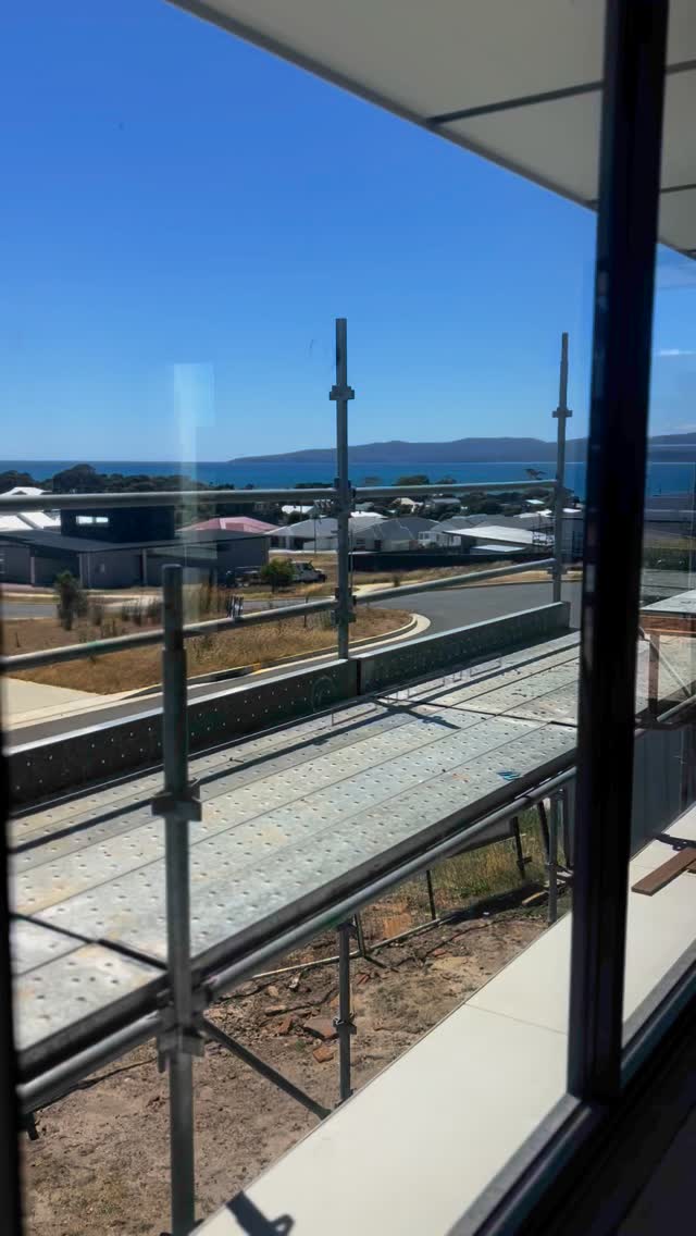 Views from our current build in Topaz Place๐
Are you in the market for a new home? ๐ก Contact us for a building experience thatโs personal, efficient and of the highest quality ๐ #islandbuildingsolutions #custombuilthomes #tassiebuilder #newbuild #tasmanianbuilder