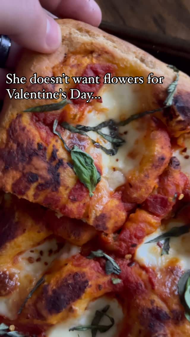 Staying in for Valentine’s Day? Send this as a little hint to your loved one for dinner plans 😉🍕
Ingredients:
• 3 cups (360g) All-Purpose Flour
• 1 1/2 tsp (9g) table salt
• 1 tsp (5g) sugar
• 1 tsp (3g) instant yeast
• 1 1/4 cups (284g) warm water (110°F)
• 1 1/2 Tbsp (18g) olive oil
For topping/pre-bake:
• 2 Tbsp (26g) olive oil, divided
• Flaky sea salt
Directions…
Mix dry ingredients.
Add water + olive oil; mix 1-2 mins. Rest 15 mins; repeat 3x (45 mins total).
Let dough rest in a warm spot 1 hour.
Transfer to a parchment-lined 9x13 pan with olive oil; spread dough, cover, rest another hour.
Drizzle 2 Tbsp olive oil, dimple gently.
Add marinara (about 1/2 jar) + mozzarella.
Bake at 425°F for 24-28 mins until golden, with light scorch marks.
Top with basil & crushed red pepper
#mealprep #valentine #love #pizza #homecooking #treatyourself