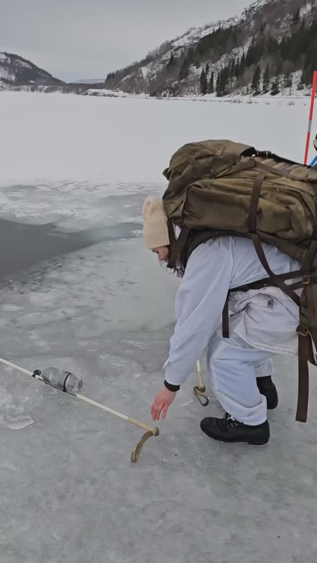 Et ærlig innblikk i livets første råk (med Forsvaret)🩵
Frister så absolutt med gjentagelse😉 @lenewb99 🏔️🧊🎥