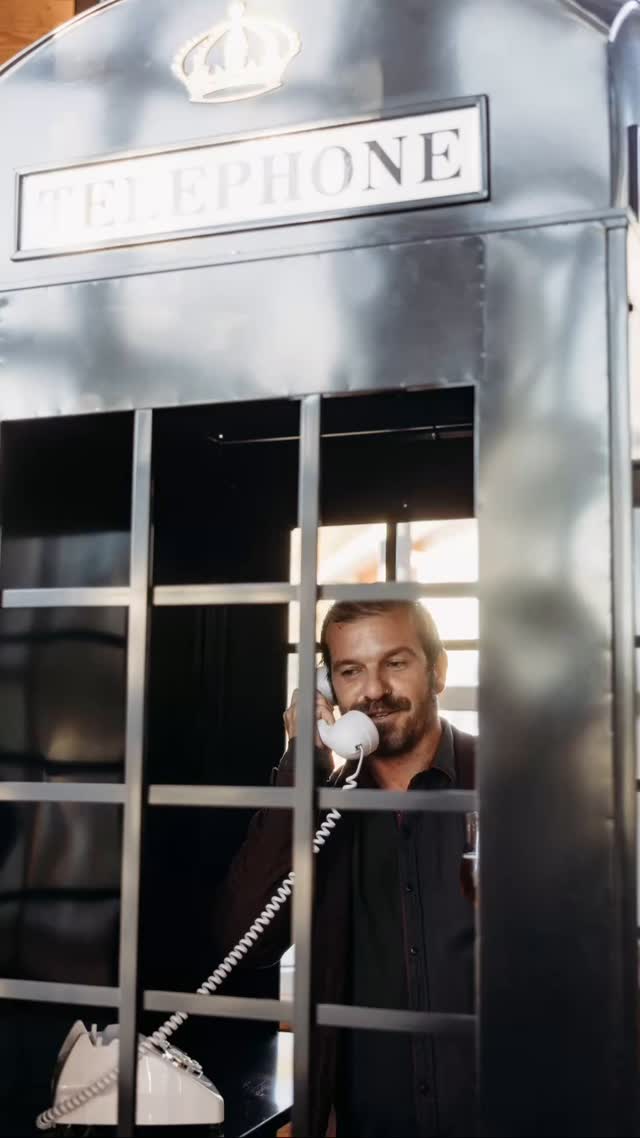 Corporate groups are loving our phonebooth and audio guestbook lately 🤙🏼
It’s perfect as an activation, photo op for social sharing and interactive guest feature that also provides them with marketing content using the audio messages 💯
Past partners include YMCA and ACL Live and more! Book a call in our bio today ✨
📸 @heatherwisephotography