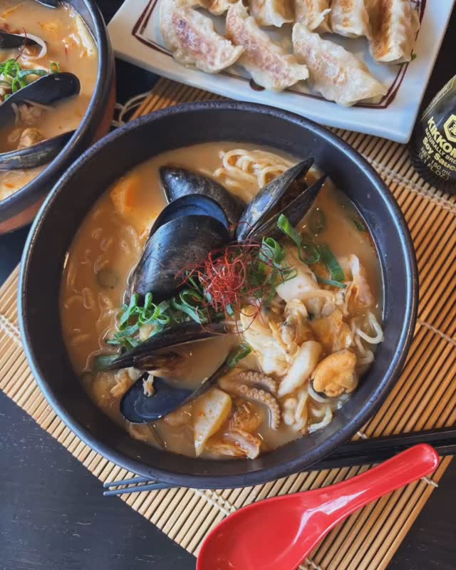 Start off March by trying some of our new spicy noodles, are you up for the spice challenge? 🔥🔥
Not only do the noodles come with spice but they also come with a limited time offer of $2 off on Weekdays (Tues-Thurs) until the 31st of March, don’t miss out!
~🌶️🍜🍛
#misakijapaneserestaurant
#japaneserestaurant
#spicynoodles