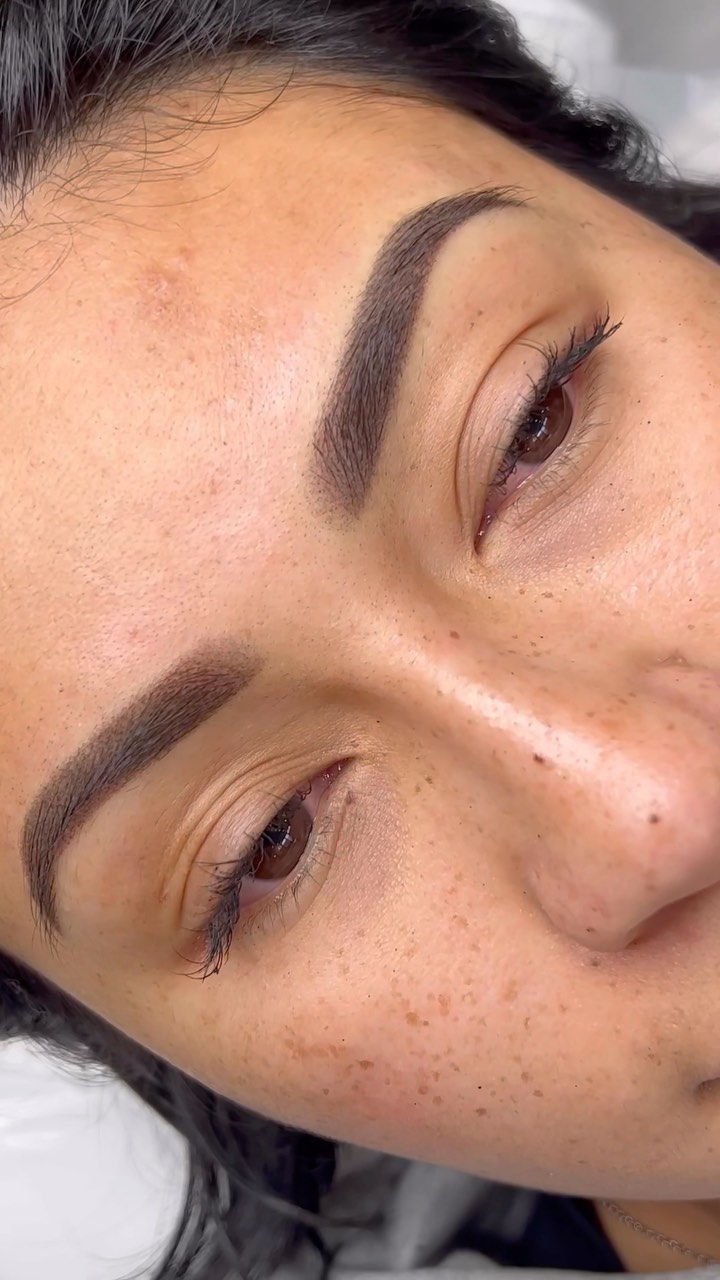 Want to learn machine ombré brows?! We have one more seat left for our Beginners February training with trainer @toricelinabeauty ! DM or head to our website Ethereal-studio.com for more information, no previous beauty industry experience required.
* Fully loaded kit with some of Tori’s favorite pigments, enough cartridges for 50 clients, @dragonhawkofficial machine
* Lifetime access to the online portal which includes 4K instructional videos
* Learn how to start a business
* Take two supervised models
* And more!
#powderbrows #powderbrowstattoo #ombrepowderbrows #sandiegoombrebrows #ombrebrowssandiego #sandiegopermanentmakeup #ombrebrowtraining #sandiegopowderbrowstraining #permanentmakeupartist #permanentmakeuptraining #sandiegobrows #sandiegobrowartist
