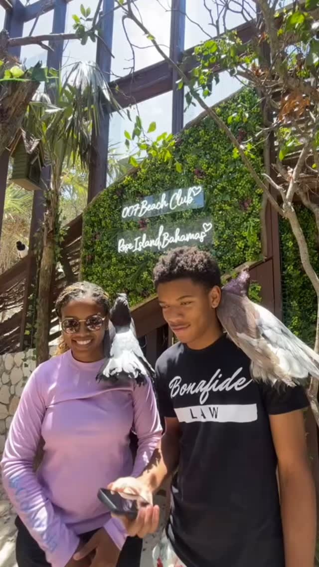 Happy Mothers Day to all of the Amazing Mothers 💐 ❤️❤️. Team 007 wishes you a day of love and relaxation!
#007beachclub #booknow #roseisland #roseislandswimmingpigs #mothers #happymothersday❤️ #mothersday #bahamas