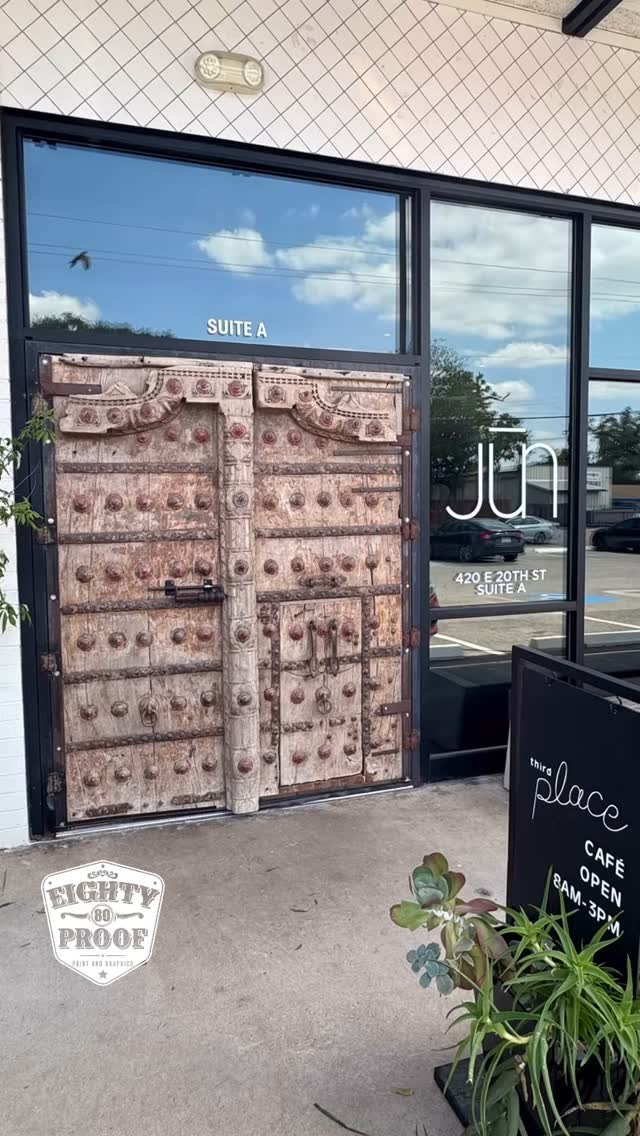 Custom cut vinyl (windows & chalkboard) for our new friends at @junhtx
If you haven’t paid them a visit do yourself a favor and go!!
#eightyproofprintandgraphics #80proof #eightyproof #decals #banners #posters #wraps #customshirts #htv #screenprint #dtg #digitalprint #sublimation #puzzles #coasters #phototiles #houston #texas
Have you eaten at @junhtx