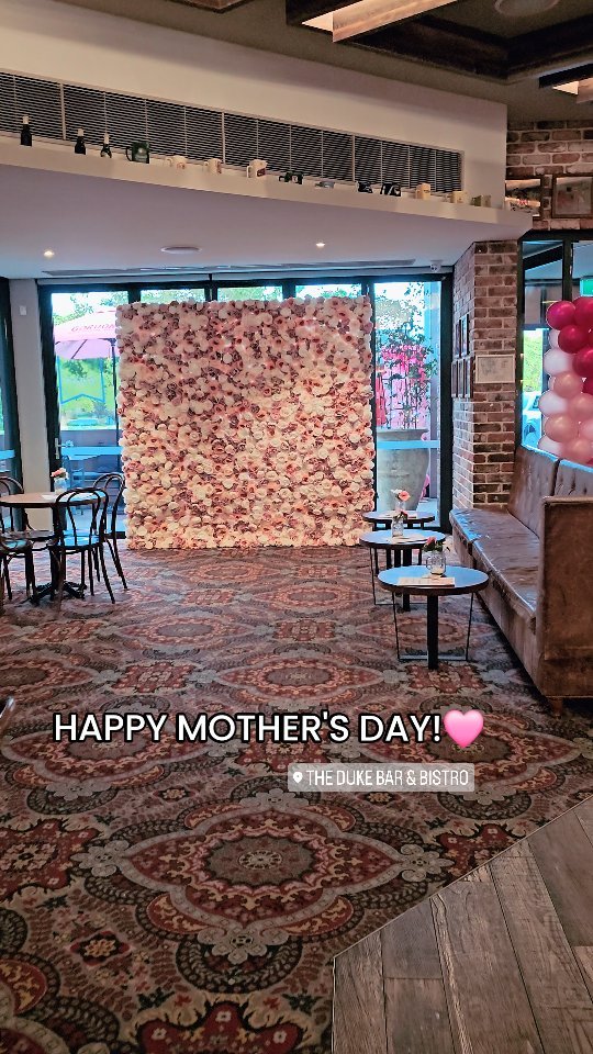π©·πΈ Mother's Day setup @thedukeperth featuring our Audrey Flower Wall π©·πΈ
