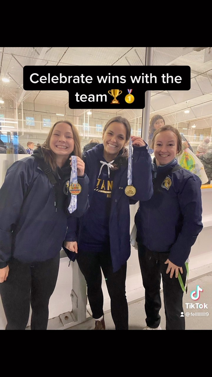 Life as a hockey trainer & first responder 🏒🥅 I just finished sidelining my first season of hockey! As a first responder, I assisted my team with proper warm-up and cooldown exercises, administered first aid and emergency care for athletes, and helped manage their sport-related injuries. Things I’ve seen this season included managing concussions, fractures, strains, and sprains. 🔜 ⚽️ Soccer sidelining this summer ☀️