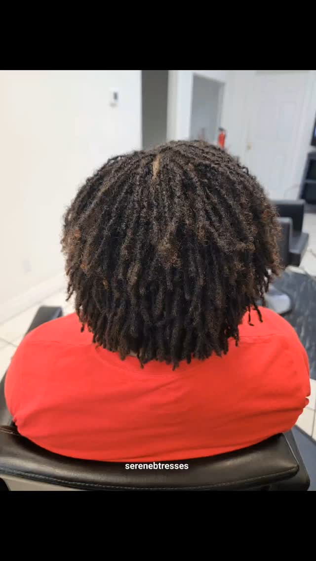 #sisterlocksmobileal #sisterlocks #sisterlockspensacolafl #lockingthegulfcoast #locjourney #loclove #womenwithlocsrock #retie #mobilealabamaloctician