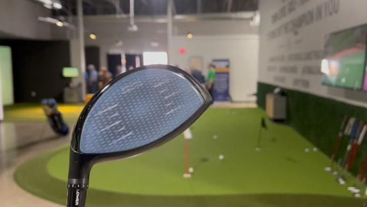 Love this baby blue custom Stealth2 plus driver. I think it’s worth the extra to have something that little bit more unique. #mystealth #taylormadestealth2 #driver #clubfitting