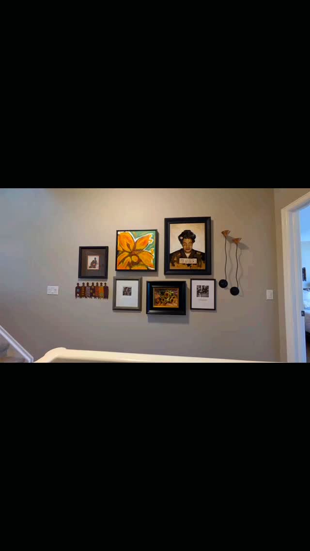 Just some installs we’ve done lately,
Get those collages just right with us
.
.
Click the link in bio to book your professional art installation
.
.
.
.
.
.
.
.
.
.
#denverart #denverartists #denverartist #denverartscene #denverartdistrict
#denverdesigner #denverdesign #interiordesign #coloradodesign #denverdesign #interiordesigner #art #decor