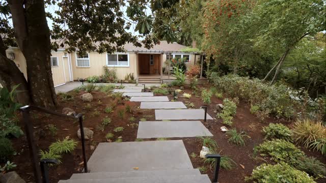 We turned this hillside into a stunning landscape, front to back! No job is too steep for our crew! 💪🏼
#grassrootslandscape #smallbusiness #landscape