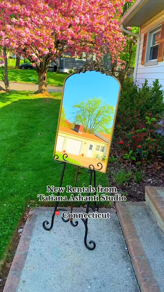 Now Introducing Rentals from Tatiana Ashanti Studio! ✨
You can rent them together as a set, or just the stand. They’re perfect for weddings, baby showers, private parties and other formal events.
Inquire Today!
#partyrentals #mirror #signage #custom #rental #wedding #bridalshower #babyshower #privateparty #formal #events