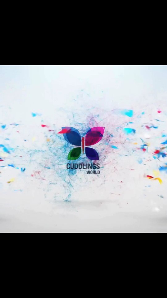 Dans l'univers extraordinaire de Cuddlings World, vit la merveilleuse famille Ours, composée de 12 membres, tous aussi uniques les uns que les autres. Tummy et Belly sont les parents bienveillants de cette joyeuse tribu, et leurs 10 frères et sœurs partagent une mission commune : répandre la joie, le bien-être et le bonheur dans le cœur de tous, des plus jeunes aux plus âgés. @cuddlings.unlimited ❤️