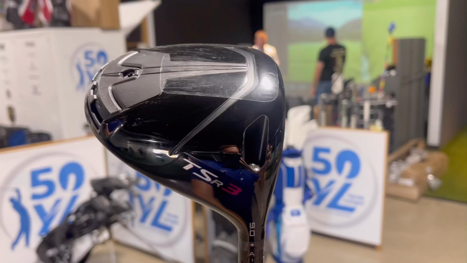 Testing out the NEW Titleist TSR with one of our clients. Wow check out the results 🤩😍🤩 💥 #tsr #titleist #titleisttsr #50yardslonger #clubfitting #customfitting #driver #extradistance