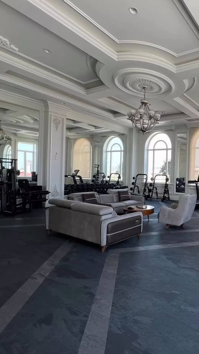 Discover the elegance of Technogym’s installations in Cambodia! 🇰🇭✨
We are proud to showcase our high-quality PaviFlex flooring in these state-of-the-art facilities transforming this space into a premium fitness environment!
#Technogym #PaviFlex #GymFlooring #Cambodia #FitnessDesign #FitnessAddict #Wellness #GymInspiration #LuxuryFitness #StateOfTheArt #PaviFlexInstallations #PremiumFitness