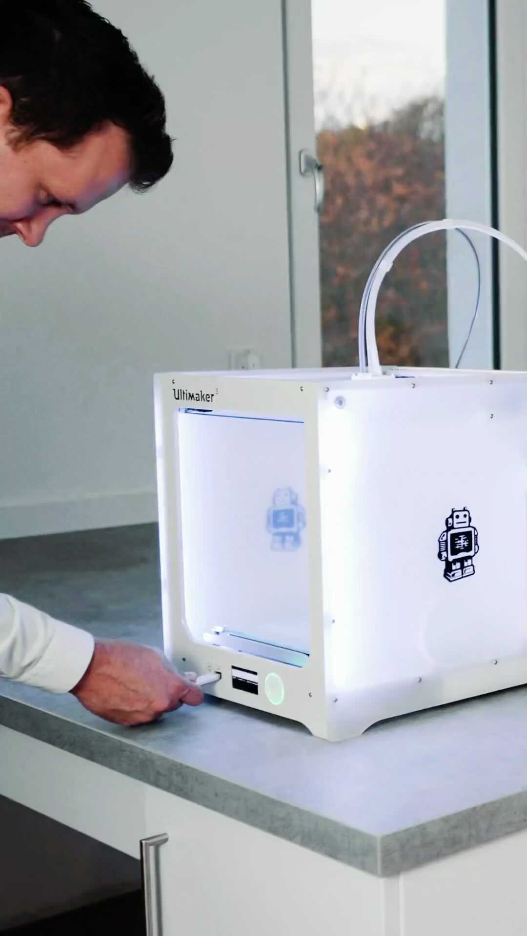 Wir setzen in unserer Praxis auf einen digitalen Workflow! 💪😊 Die digitale Fertigung des Abdrucks ermöglicht eine optimale Passgenauigkeit der Apparatur und sorgt so für einen sicheren Behandlungserfolg.