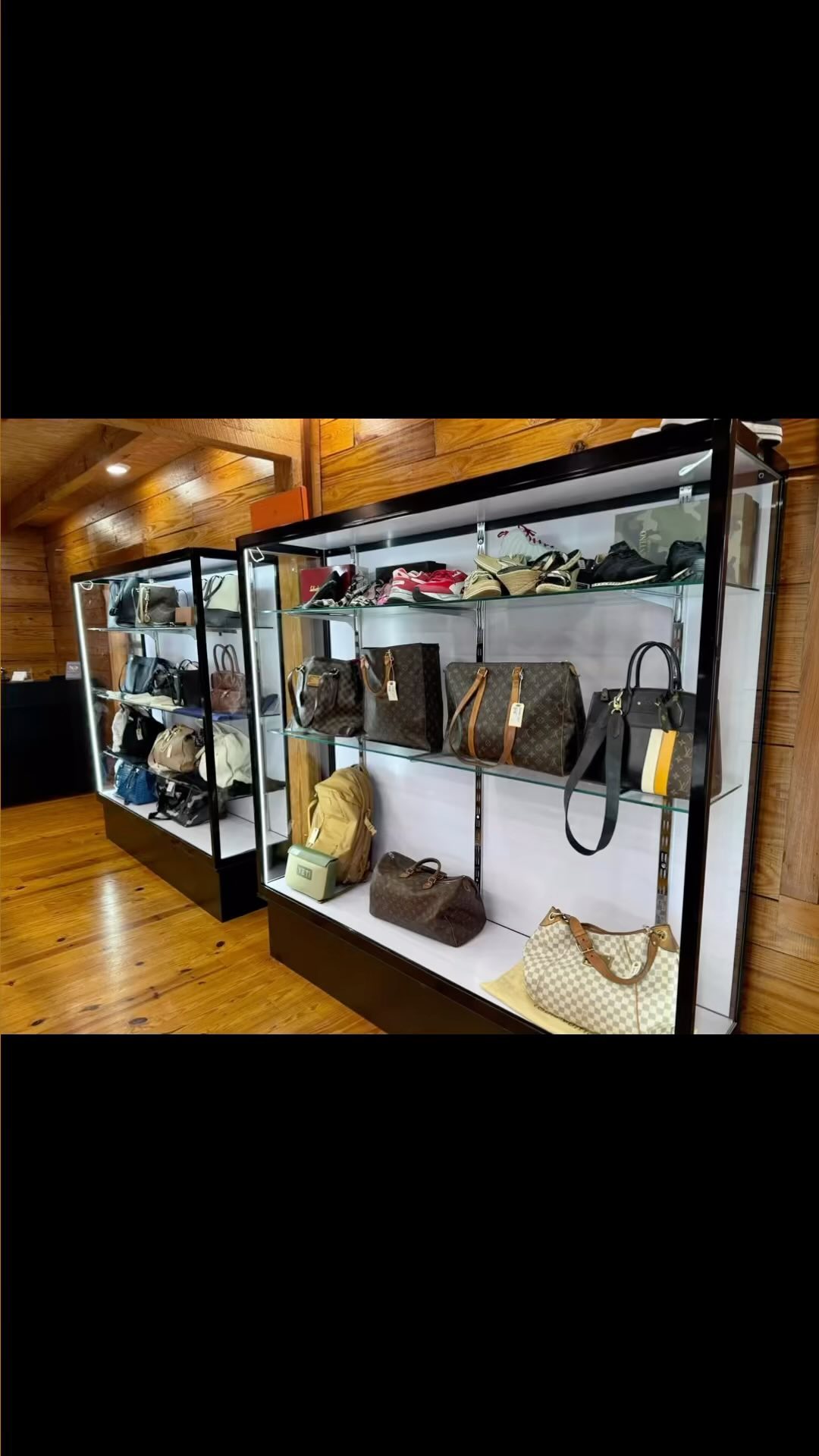Your new source in Conway for like new and gently used luxury items is now open, plus a tool room that is second to none!
Come out to 264 Hwy 65 and check us out! #randfpawn #conwayarkansas