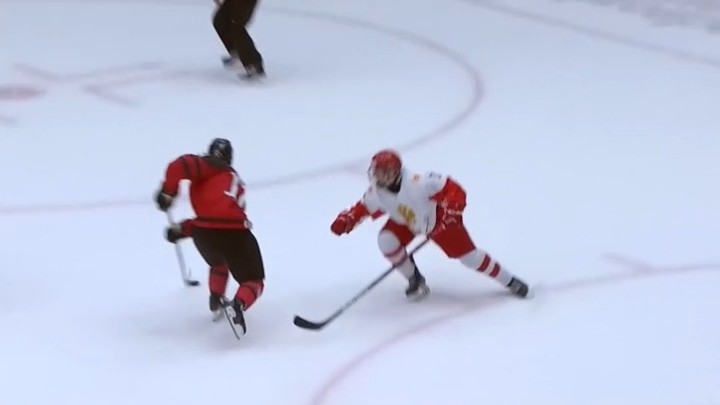 1 on 1 Backhand shot to practice courtesy of CB Gold Medal Goal