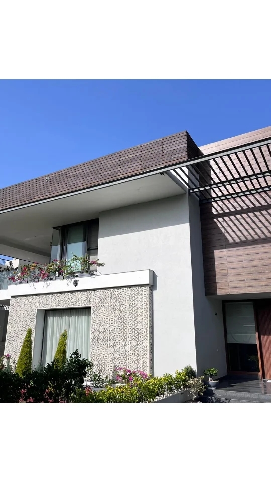 Ah, to build, to build!
That is the noblest art of all the arts they say.
Check out this Residence we completed in sector 21 chandigarh.
.
.
#residetialarchitecture
.
.
#design #architecture #interior #homedesign #house #deco #construction #interiordecor #interiordesigner #interiors #designinspiration #interiorstyling #kitchendesign #arquitectura #architecturephotography #modern #building #architecturelovers #lighting #homestyling #bedroom #homestyle #villa #project #concrete #archilovers #instahome #archdaily #architecturedesign