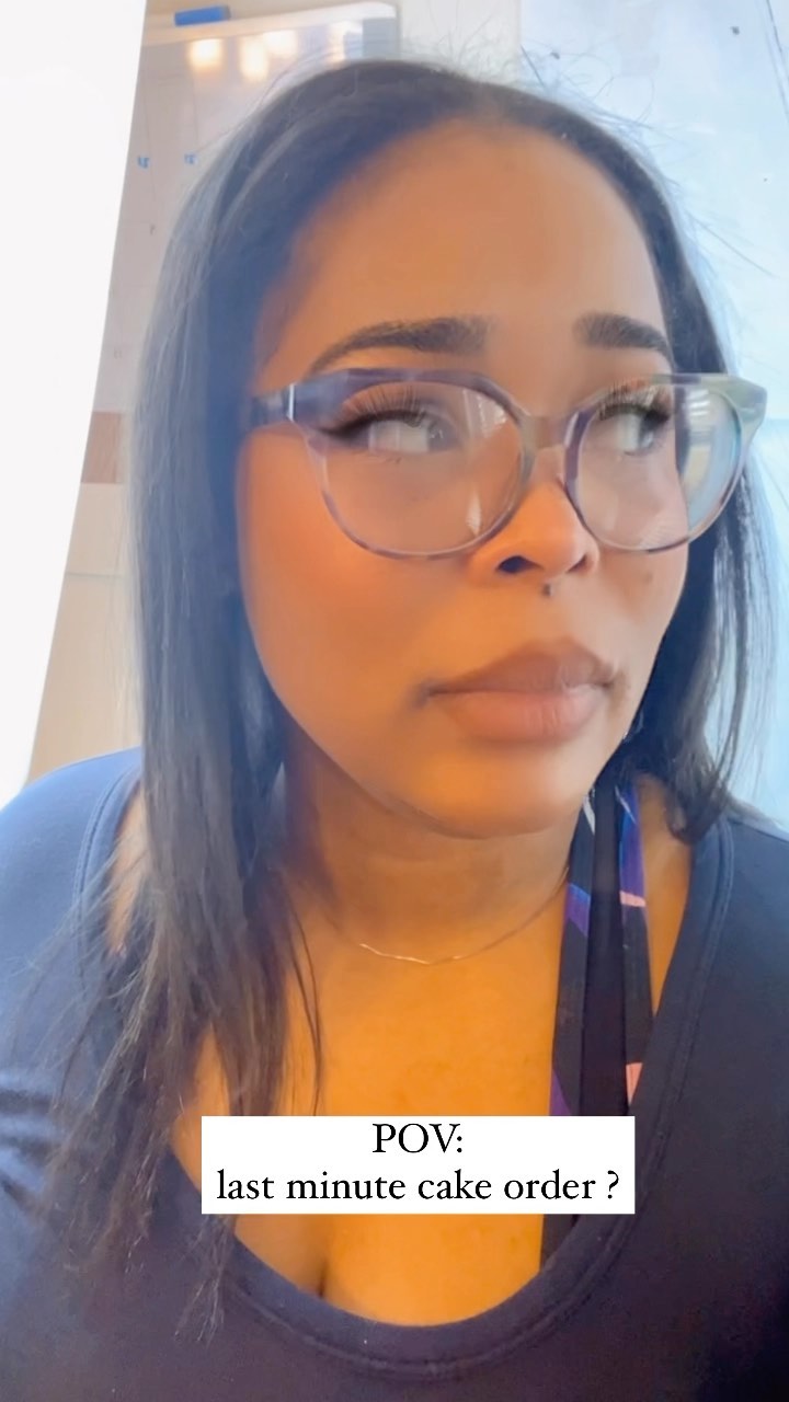 Sometimes the sleepiness nights are worth it because we have the best clients.
Not to mention the amazing review 🥰
You guys are the best !!
#atlanta #atlantacustomcakes #gwinnettcakes #tasteofcakery #customcake #computercake #computer #macbook #macbookcake #vanilla #buttercreamcakes #fondantcake