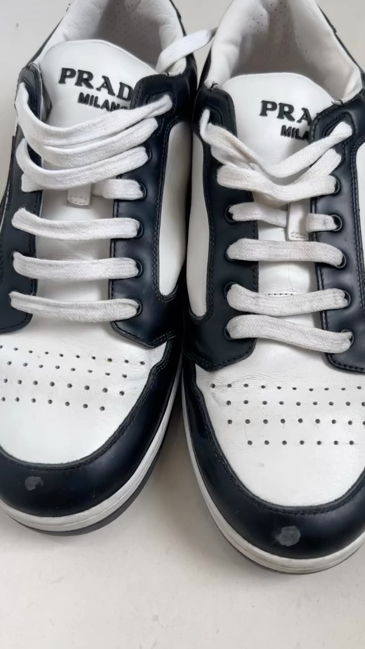Repair the leather we can do it 🙌🙌🙌🙌
@sbwstudio #restore #sneakerhead #sneakerheads #sneakernews #jordan #adidas #snkrs #sneakeraddict #kicksonfire #kickstagram #customkicks #customshoes #brisbaneevents #sneakermurah #gucci #Australia #customsneakers #Hermes #brisbane #luxurybag #Dior #Goldcoast #hermes #chanel