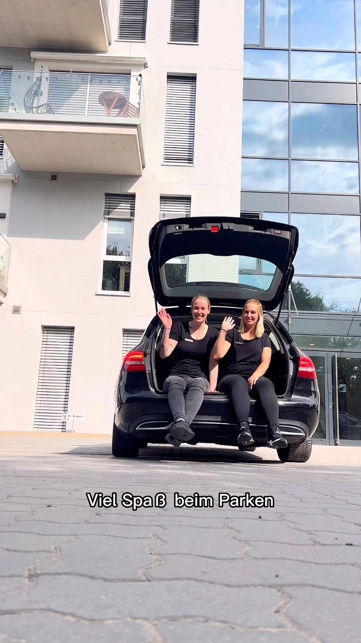 Ihr fragt euch wo ihr bei uns parken könnt?
Hier eine kleine Wegbeschreibung.. 👍🏼🤩
#kfo #drklinker #parkplatz #invisalign #hildesheim