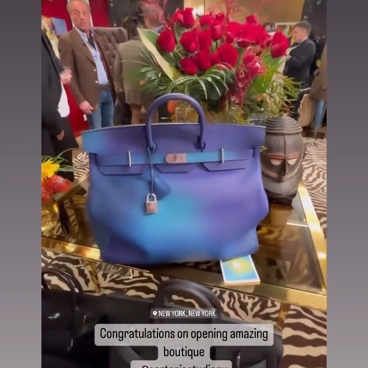 Congratulations to our friends at @sartoriastudiony on their stellar opening!
#nyfw #nyfw2023 #mansourdesign #designernyc #jamesmansour #designermenswear #sohoboutique #menswear #menswearboutique #sartoriastudio #menswearstyle #mensboutique
