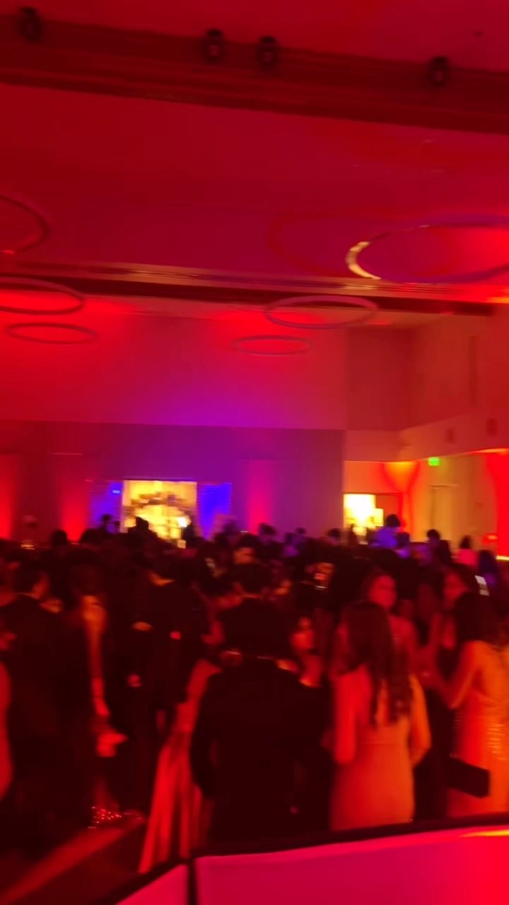 A little recap where we provided DJ services, A/V, Photo Booth, Red Carpet, and Uplighting for a local school dance! Contact us today to book your next event ๐ชฉ