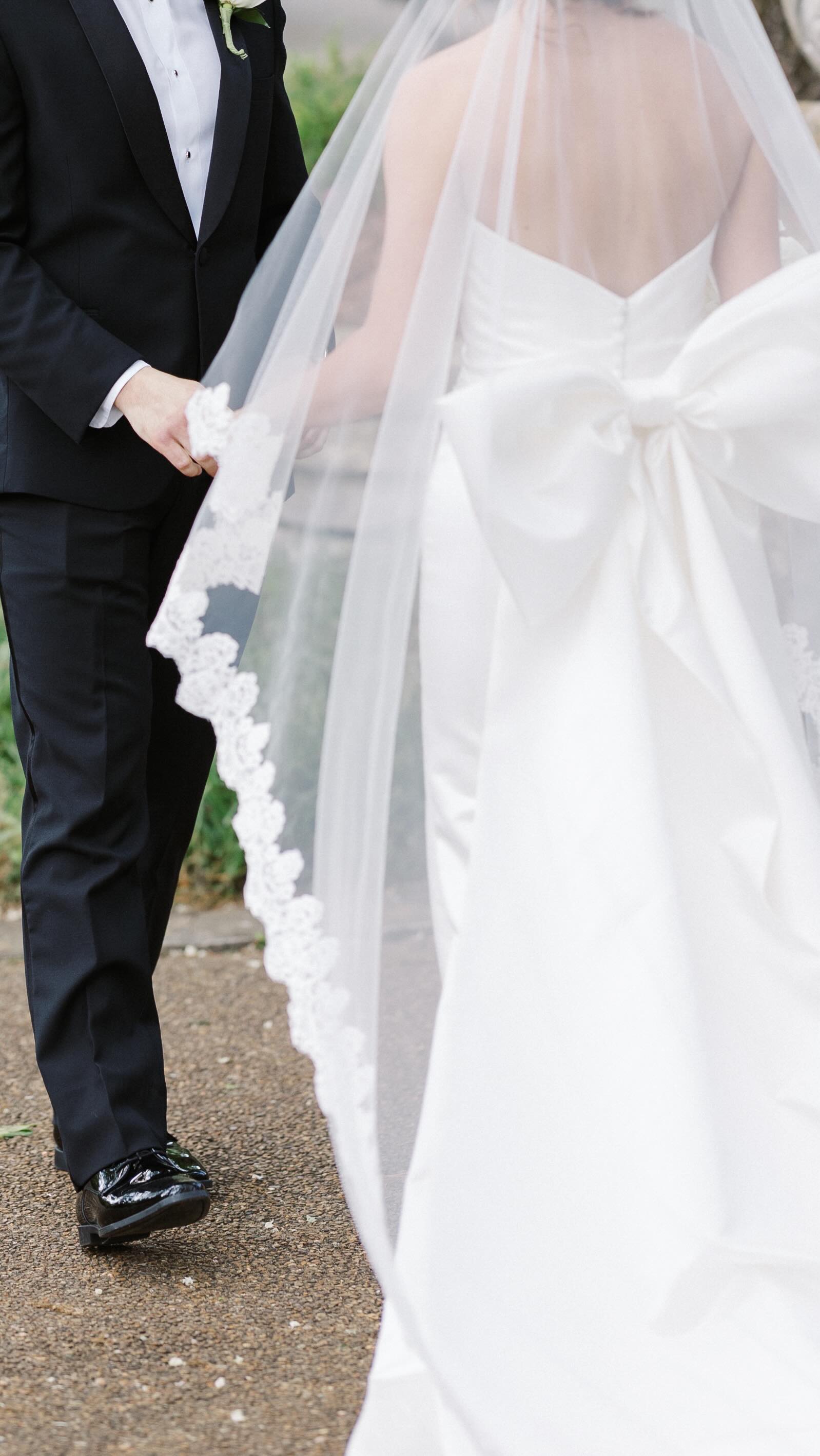 KAITLYN + ANDY 🤍
We loved helping Kaitlyn & Andy bring their wedding vision to life! The absolute sweetest couple to celebrate ✨
EP Bride: @kaitlyn_simpson
Planning: @weddingsbyep
Venue & Bar: @burrittweddings
Ceremony Music: Strings of Pearl
Band: @emeraldempireband
Catering: @the_southern_table
Photography: @prestleybphoto
Cake: @batter_up_cake
Floral: @matthewjimmerson & @vicki.noah.5
HMU: @relook_artistry & @grace.terrame
Dress: @birchonmain
Linens: Elegance Designs & Rentals
Bridesmaids: @dessygroup
Suits: @menswearhouse
#huntsvillewedding #hsvwedding #alabamawedding #alabamaweddingplanner #tennesseeweddingplanner #weddingplanning #weddinginspo #weddingstyle #justweddingthings #trendyweddingideas #2024bride #destinationweddingplanner #weddingphotography #southernwedding #burrittweddings #mrandmrs #justmarried #weddingdressbow