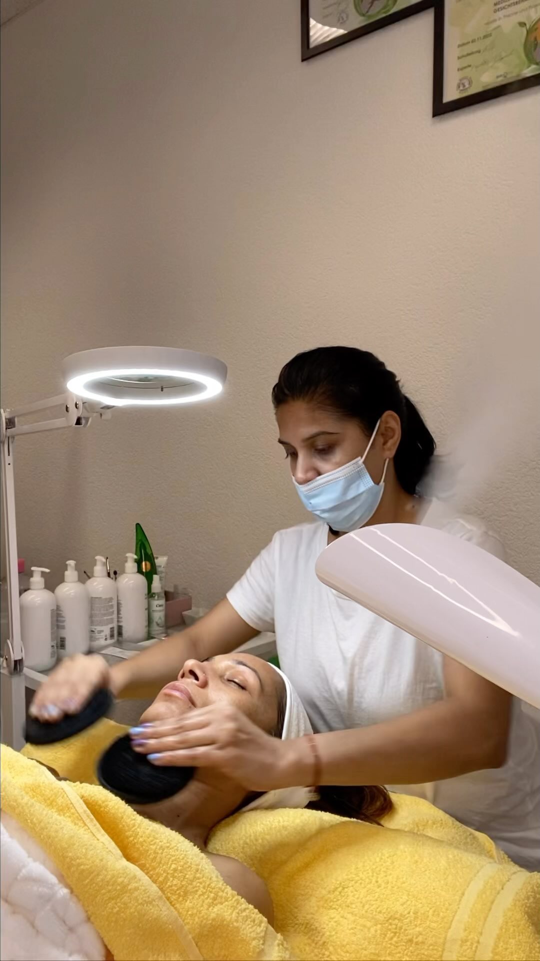Lymphatic facial massage #winterskincare#loveyourskin#facial massage #Grandeur beauty Baar