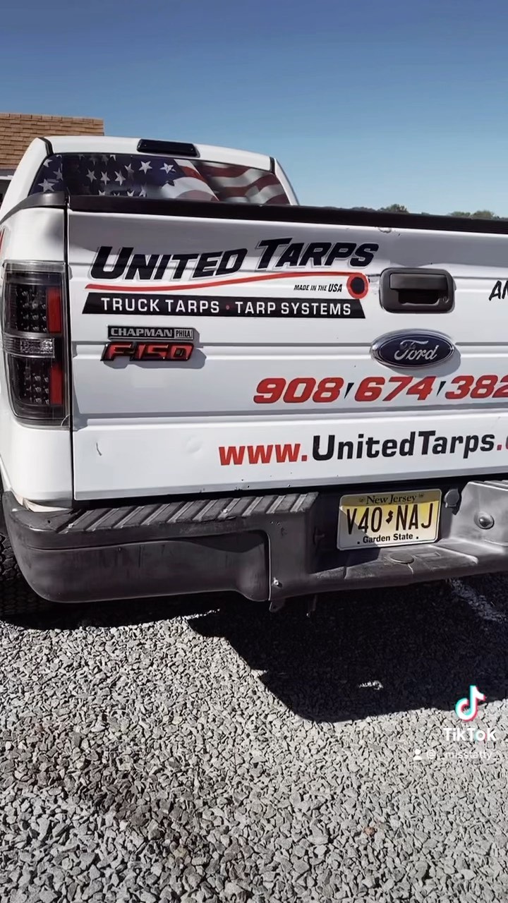 American Made 🇺🇸 United Tarps!
#tarps#dumpstrucks#trucking#americanmade#dumptruck_nation#rolloffdumpsters