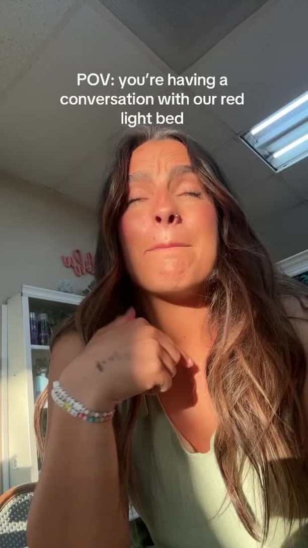 Trust us, one session of Red Light Therapy and you'll be head over heels!
•
•
•
Your skin will feel rejuvenated, wrinkles will fade, sun spots will vanish, and stretch marks will soften. It's pure magic! ✨💖
#suncoasttan #girlswhotan #spraytansalon #tanningsalon #mobiletanning #airbrushtanning #spraytan #boutiqueshopping #shoplocal #sandimas #laverne #chino #claremont #spraytanning #glowingskin #tanlines #ineedatan #sotan #tanningday #timetotan #tanningtime #tanlove #tanlinesgirl #spraytansalon #sunlesstanning #naturaltan #staygolden #notanlines