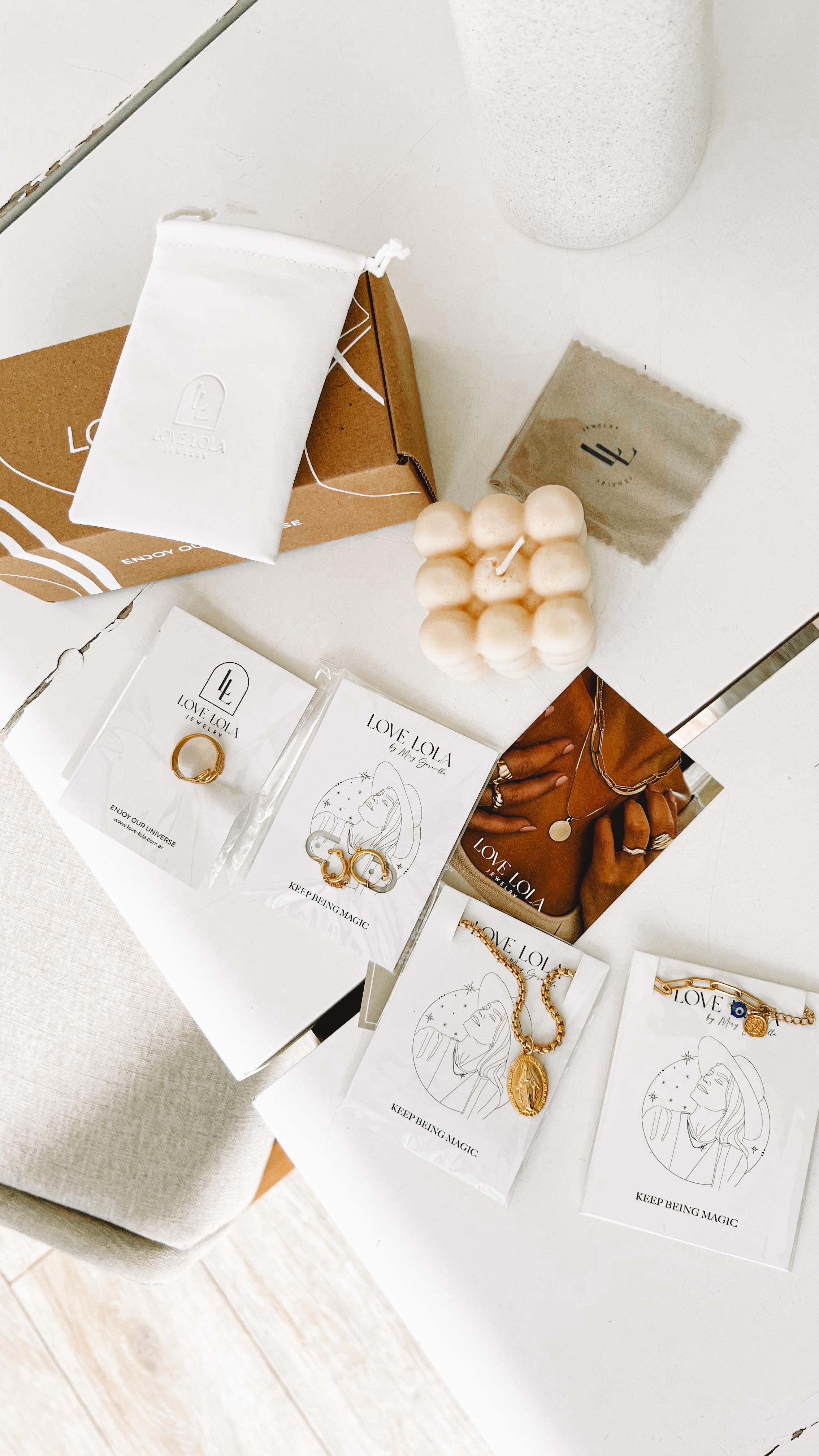 Unboxing reel 📦 Jewelry brand
Let us help you with your content. #LetsBrunch