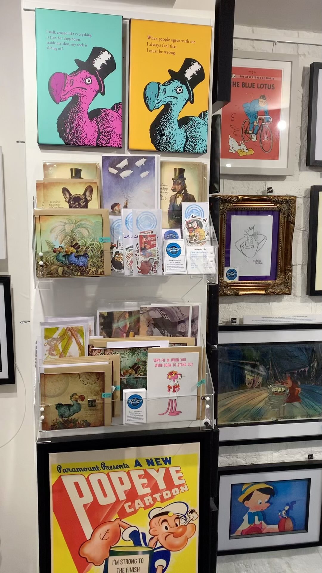 It’s a chilly day out there but it feels snug in here🤗#totoro #animationart #honiton #futuramaart #thesimpsonsart #animalsinhats #birdsinhats #funart