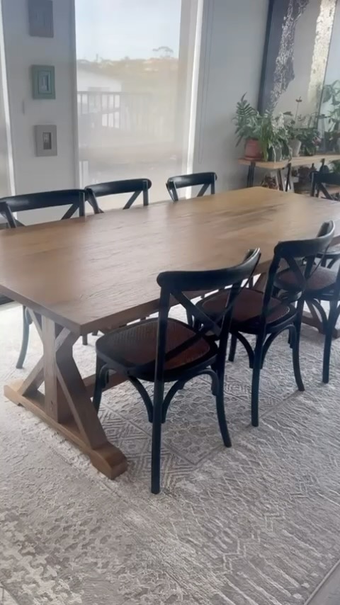 Setting up a Fondue Platter for 30. Credit to @carm_winter for making a video. Thank you! #fondue #supportsmallbusiness #partysetup #aucklandcatering