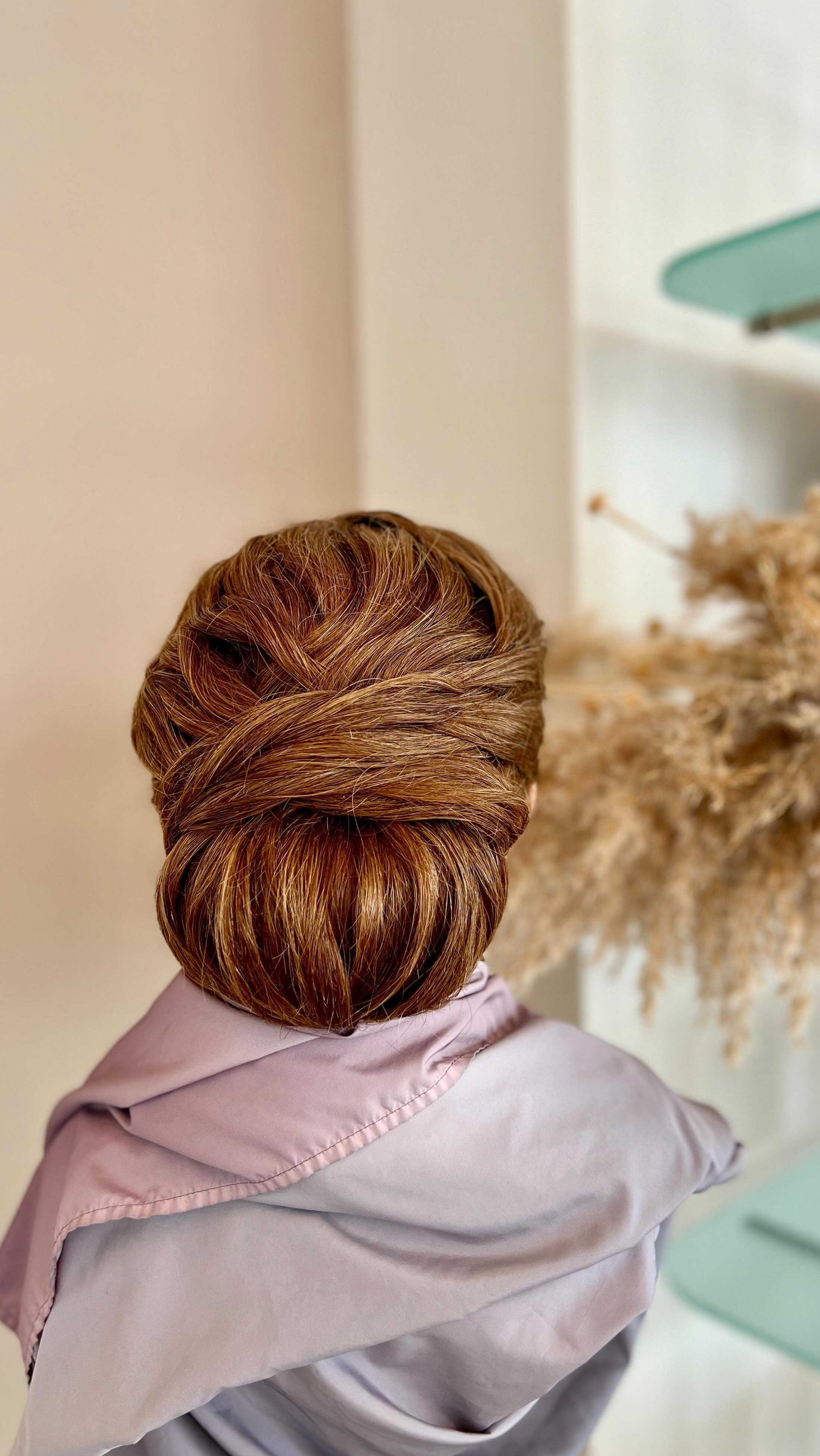 👰🪄Wie findet ihr meine neue hocksteck Inspiration?
#hochzeit #hochsteckfrisur #haare #brautfrisur #brautstyling #heiratensaarland #saarbrücken #saarland #neunkirchen #hochzeit #wedding #hochfrisur