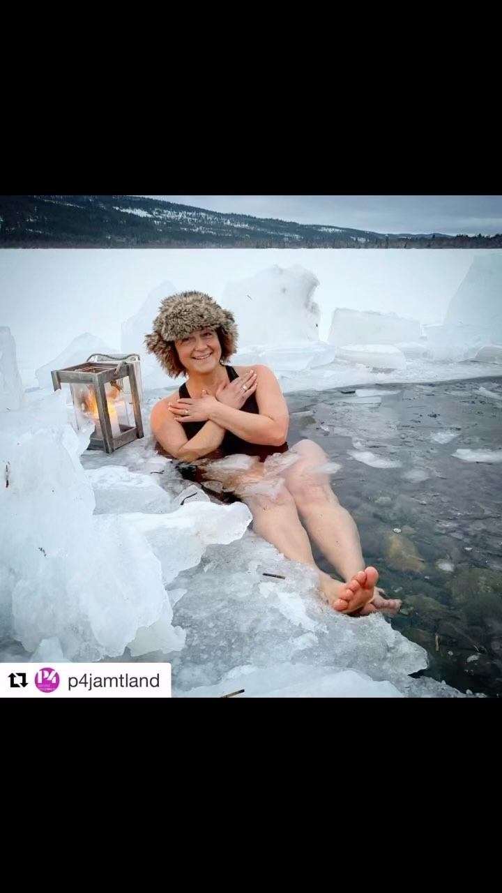 Throwback Thursday:
 P4 Jämtland gjorde en intervju för 3 år sedan!! 
Åh jag är lika glad i kallbad då som nu🙏❤️❄️❄️
#icebath #coldbath #sauna #wimhoff #destinationåre